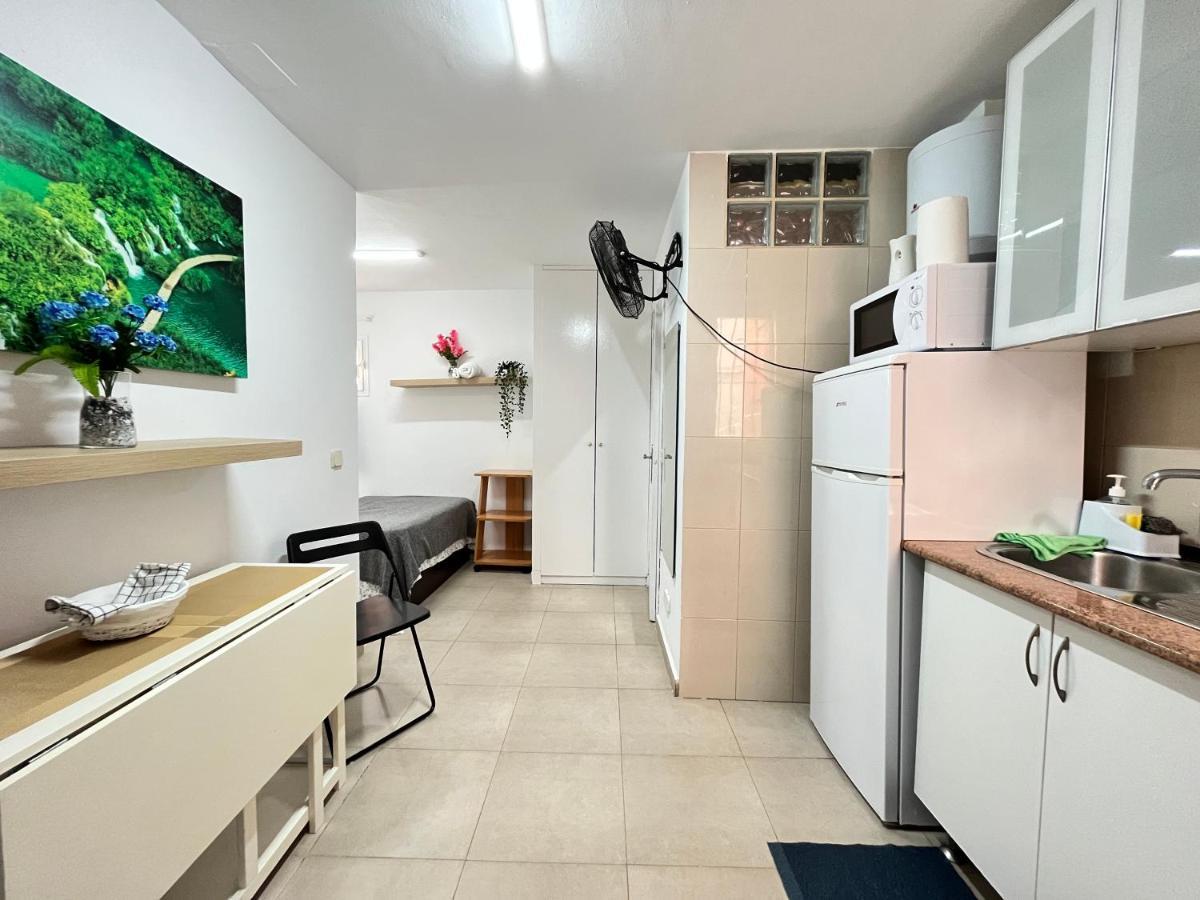 Estudio Acogedor Amparo Temporal Madrid Exteriér fotografie